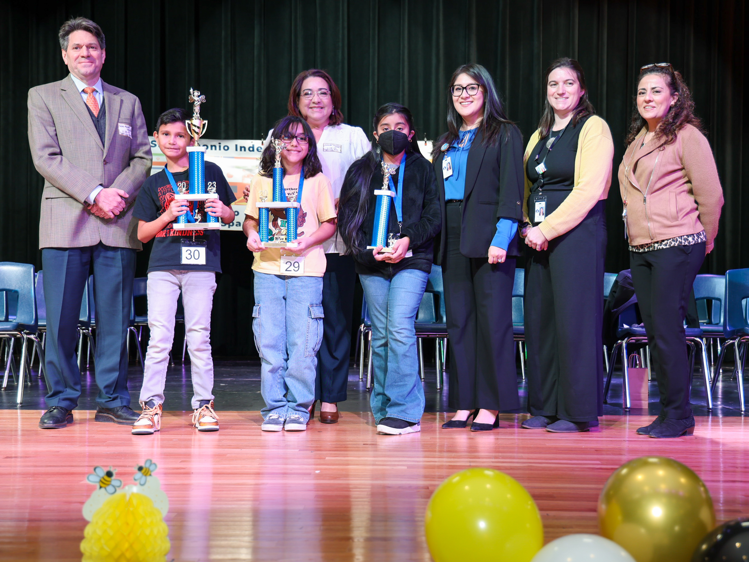 Elementary Spanish Spelling Bee winners