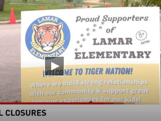 Sign in front of Lamar Elementary