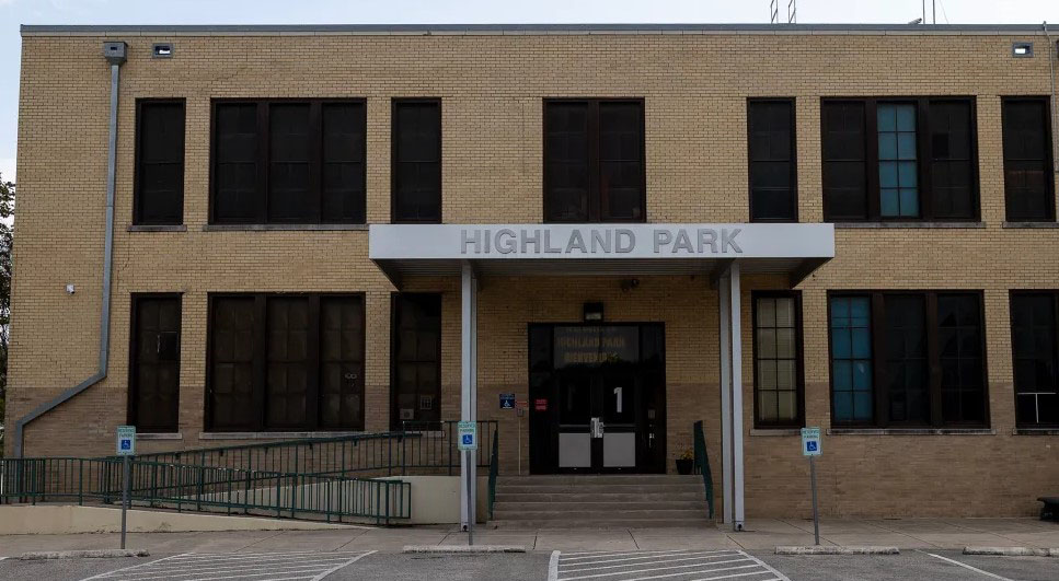 Exterior of Highland Park Elementary